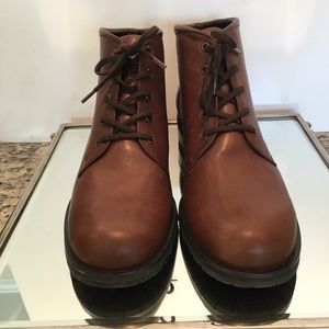 ROCKPORT BROWN BLOCK HEEL BOOTIES LACE UP SIZE 7M